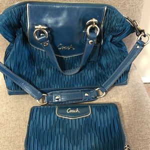 Coach purse with matching wallet
